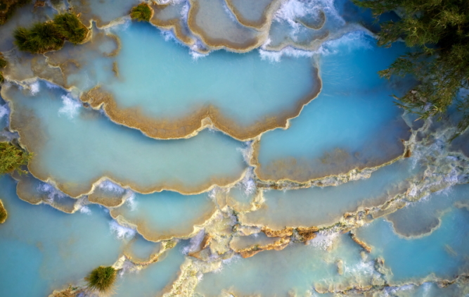 Saturnia